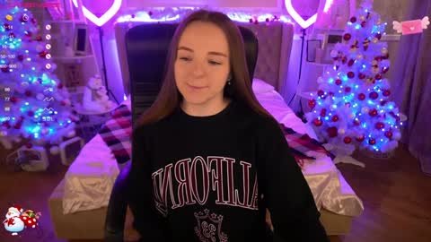 Snapshot of foxyshyyy chatting on 3, 1, 2025 Inna online show from 3, 1, 2025