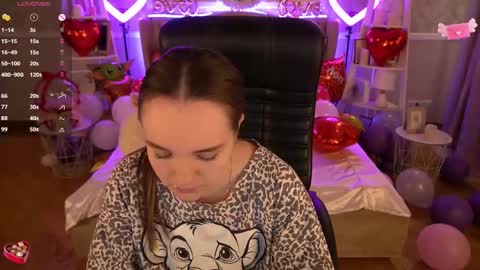 Snapshot of foxyshyyy chatting on 16, 2, 2025 Inna online show from 16, 2, 2025