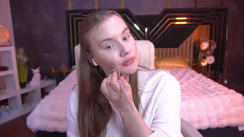 Snapshot of foxyykate chatting on 4, 12, 2025 Kate online show from 4, 12, 2025