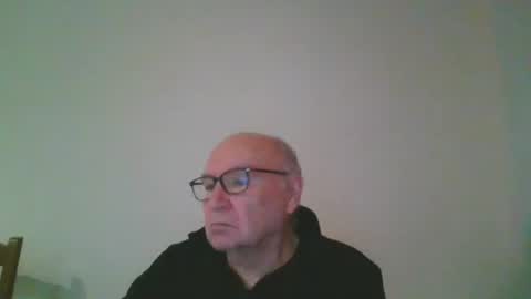 Snapshot of fra94 chatting on 15, 12, 2024 fra94 online show from 15, 12, 2024