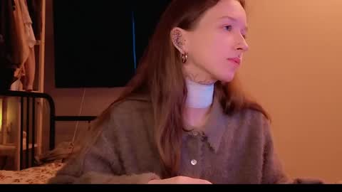 fran_bow online show from 11, 4, 2026