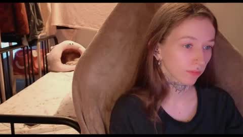 Snapshot of fran_bow chatting on 12, 5, 2026 fran_bow online show from 12, 5, 2026