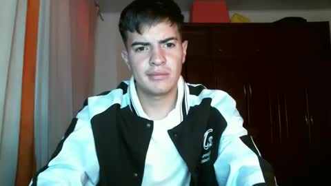franccesco_699 online show from 18, 12, 2024