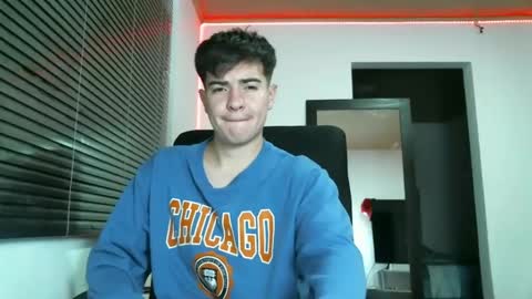 franccesco_699 online show from 16, 1, 2025