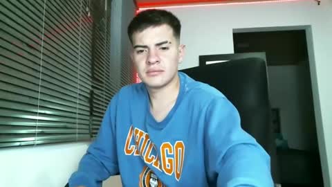 franccesco_699 online show from 5, 2, 2025