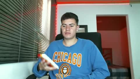 franccesco_699 online show from 21, 2, 2025