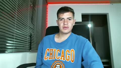 franccesco_699 online show from 26, 2, 2025