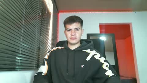 franccesco_699 online show from 27, 2, 2025