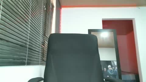 franccesco_699 online show from 6, 3, 2025
