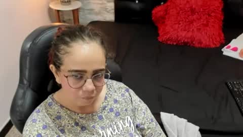          online show from 11, 4, 2026