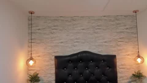          online show from 12, 4, 2026