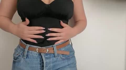 Snapshot of francescaasmith chatting on 25, 11, 2025 Francesca online show from 25, 11, 2025