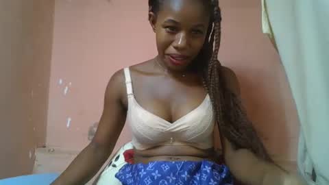 Snapshot of franciefrancie chatting on 9, 3, 2025 francilla online show from 9, 3, 2025