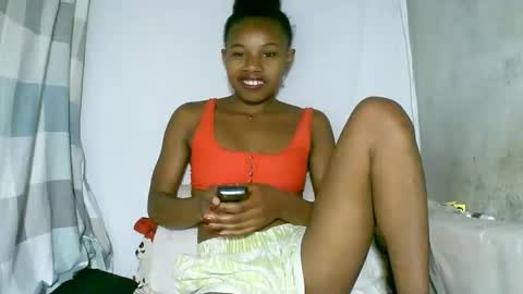 Snapshot of franciefrancie chatting on 9, 10, 2025 francilla online show from 9, 10, 2025