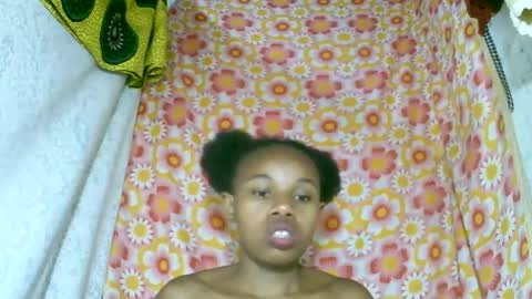 Snapshot of franciefrancie chatting on 29, 10, 2025 francilla online show from 29, 10, 2025