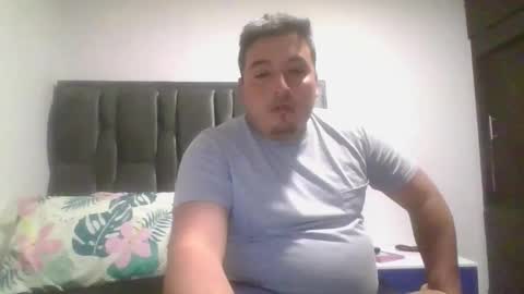 Snapshot of francoisroy chatting on 29, 1, 2025 Juan online show from 29, 1, 2025