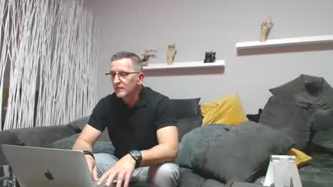 Snapshot of frank49m chatting on 12, 6, 2026 Frank online show from 12, 6, 2026