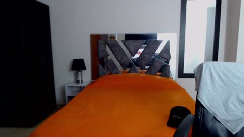 Frank online show from 8, 2, 2025