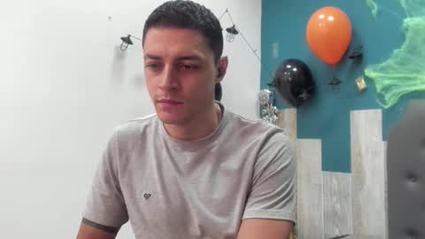 Snapshot of frank_millers chatting on 28, 10, 2025 Frank online show from 28, 10, 2025