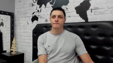 Snapshot of frank_millers chatting on 25, 11, 2025 Frank online show from 25, 11, 2025