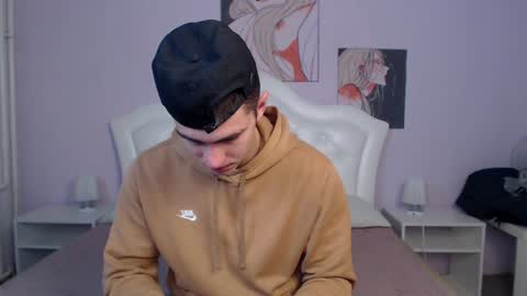 Snapshot of frank_mooree chatting on 6, 12, 2024 Frank online show from 6, 12, 2024