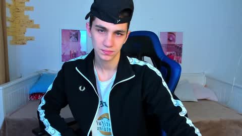 Snapshot of frank_mooree chatting on 31, 1, 2025 Frank online show from 31, 1, 2025