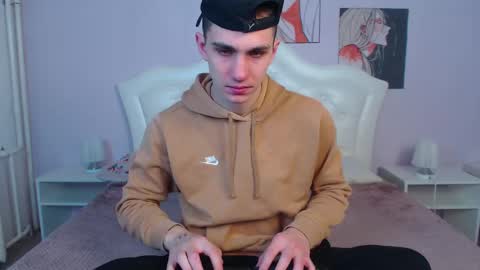 Snapshot of frank_mooree chatting on 12, 2, 2025 Frank online show from 12, 2, 2025