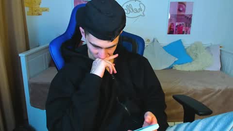 Snapshot of frank_mooree chatting on 18, 2, 2025 Frank online show from 18, 2, 2025