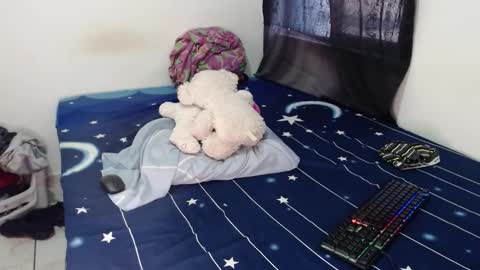 Snapshot of frankbroad68 chatting on 28, 10, 2025 Frank online show from 28, 10, 2025