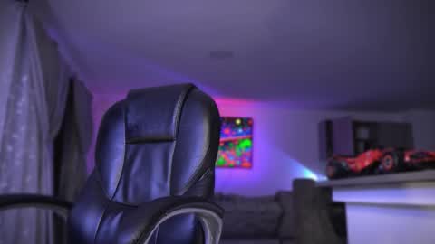 Snapshot of frankfarrellx chatting on 15, 9, 2025 Frank Farrell. Hey remember to give me a thumbs up Ty online show from 15, 9, 2025