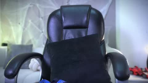 Snapshot of frankfarrellx chatting on 3, 11, 2025 Frank Farrell. Hey remember to give me a thumbs up Ty online show from 3, 11, 2025