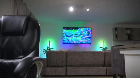 Snapshot of frankfarrellx chatting on 17, 1, 2026 Frank Farrell. Hey remember to give me a thumbs up Ty online show from 17, 1, 2026