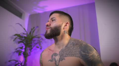 Snapshot of frankfarrellx chatting on 2, 4, 2026 Frank Farrell. Hey remember to give me a thumbs up Ty online show from 2, 4, 2026