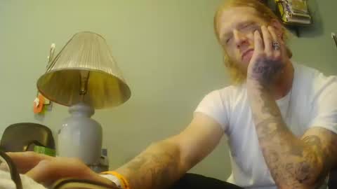 Snapshot of frankoze80 chatting on 12, 10, 2025 frankoze80 online show from 12, 10, 2025