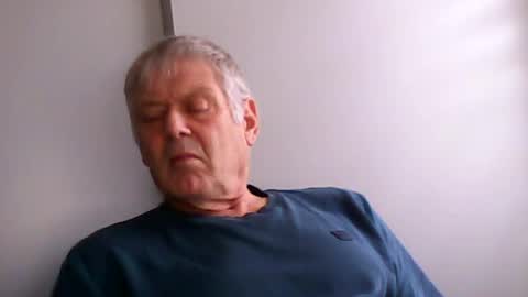 frannkboy61 online show from 11, 6, 2026