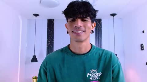 Snapshot of franvill_trato chatting on 30, 10, 2025 Franvill trato online show from 30, 10, 2025