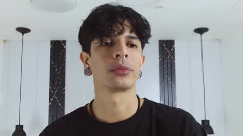 Snapshot of franvill_trato chatting on 9, 11, 2025 Franvill trato online show from 9, 11, 2025