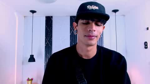 Snapshot of franvill_trato chatting on 10, 11, 2025 Franvill trato online show from 10, 11, 2025