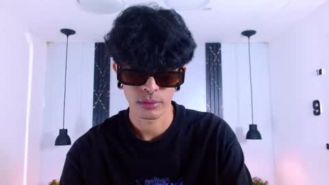 Snapshot of franvill_trato chatting on 26, 11, 2025 Franvill trato online show from 26, 11, 2025