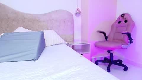 FRANYELY online show from 9, 11, 2025