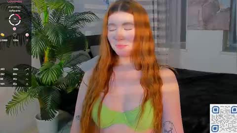 Snapshot of freckle_diyana chatting on 24, 2, 2025 Diyana online show from 24, 2, 2025
