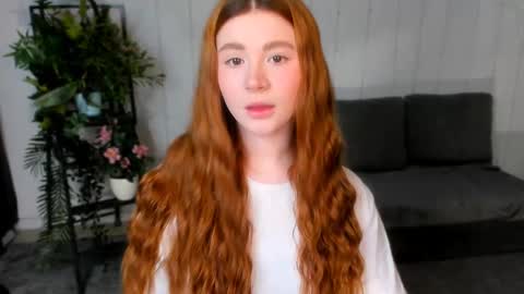 Snapshot of freckle_diyana chatting on 27, 2, 2025 Diyana online show from 27, 2, 2025