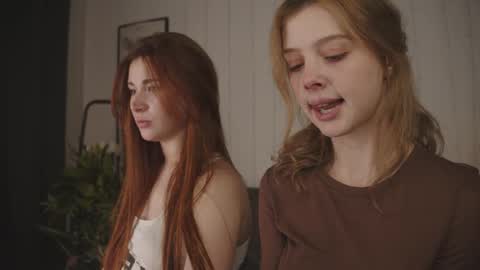 Snapshot of freckle_diyana chatting on 13, 9, 2025 Diyana online show from 13, 9, 2025