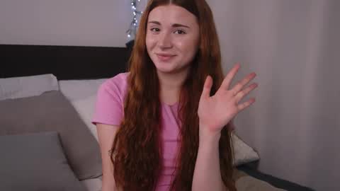 Snapshot of freckle_diyana chatting on 23, 9, 2025 Diyana online show from 23, 9, 2025