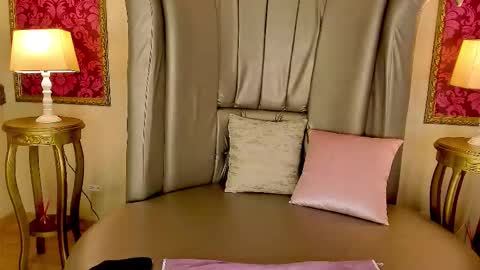    -  IG AnicolorsLive X AnicolorsLive        - online show from 18, 9, 2025