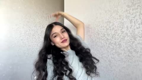 Mia online show from 6, 7, 2026