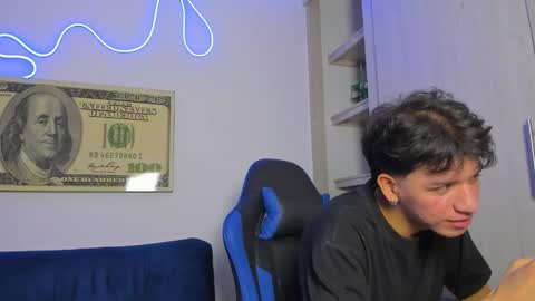 Snapshot of fredd_cs chatting on 6, 11, 2025 fredd_cs online show from 6, 11, 2025