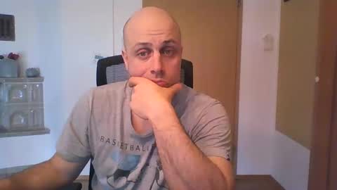 freddow online show from 11, 3, 2025