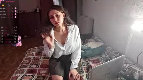 Mia online show from 26, 11, 2025