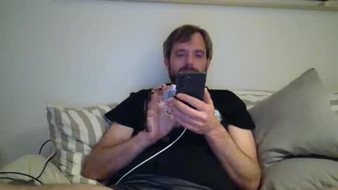 free_love_for_everyone online show from 24, 4, 2026